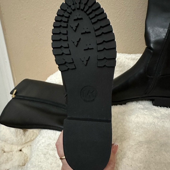 Michael Kors Knee Boots NWOT Size 8 - Picture 4 of 8
